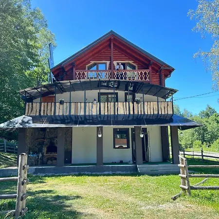 Chata кичера Krivopol'ye