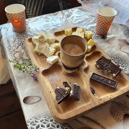 кичера *
