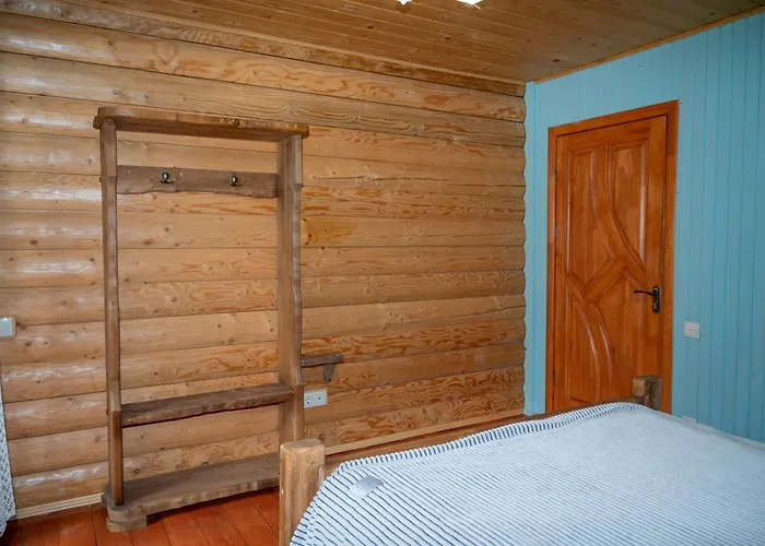 кичера Lodge *