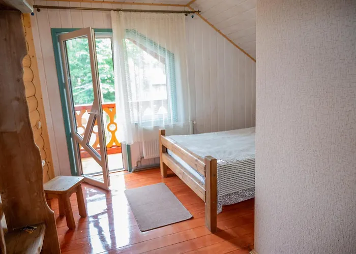 кичера Lodge *